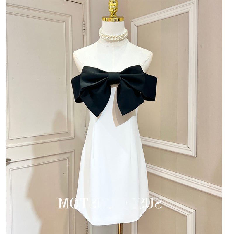 Temperamental Black and White Contrasting Color Big Bow One-Shoulder Off-Shoulder Elastic Band Slim A-Line Dress Slimming Look
