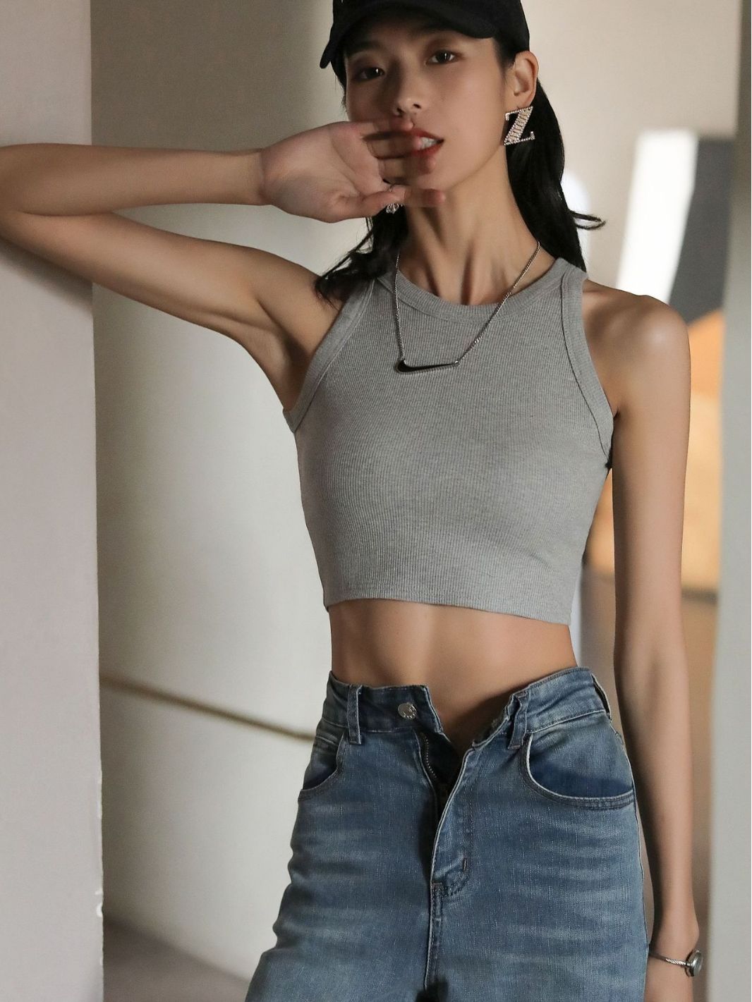 Internet Celebrity Short Black Bottoming Threaded Camisole Women's Summer Inner Sleeveless Design Outer Top Trbottomy Small