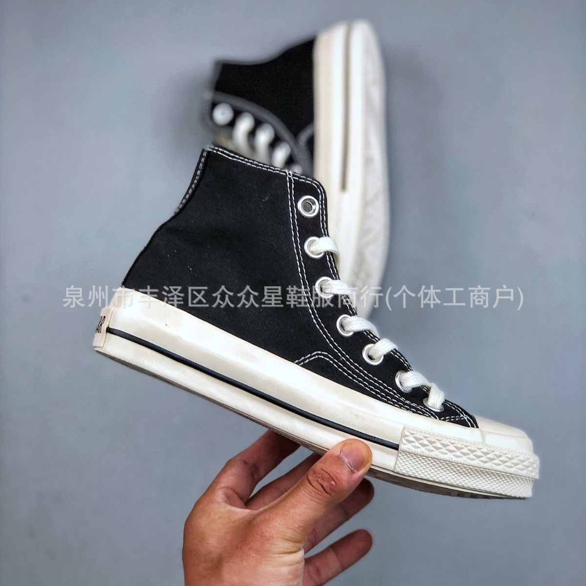 New Square Toe Squaretoe Ox Versatile, Comfortable and Wear-Resistant Low-Top Canvas Shoes for Men and Women, Same Style for Couples