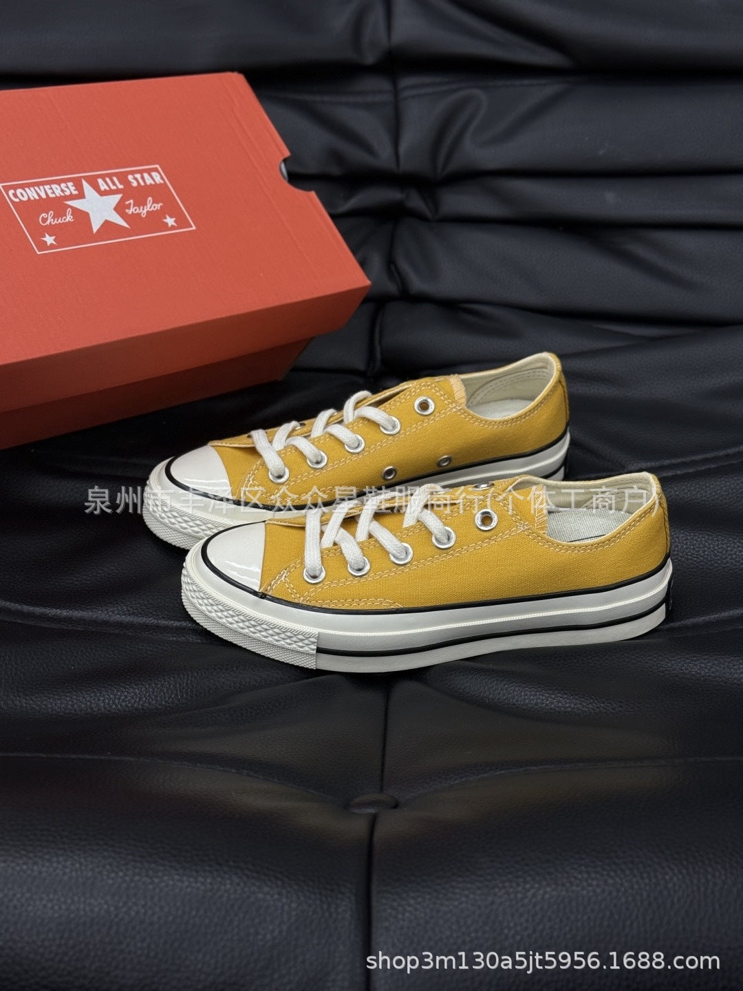 New Square Toe Squaretoe Ox Versatile, Comfortable and Wear-Resistant Low-Top Canvas Shoes for Men and Women, Same Style for Couples