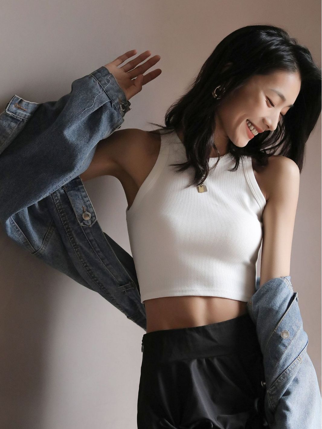 Internet Celebrity Short Black Bottoming Threaded Camisole Women's Summer Inner Sleeveless Design Outer Top Trbottomy Small