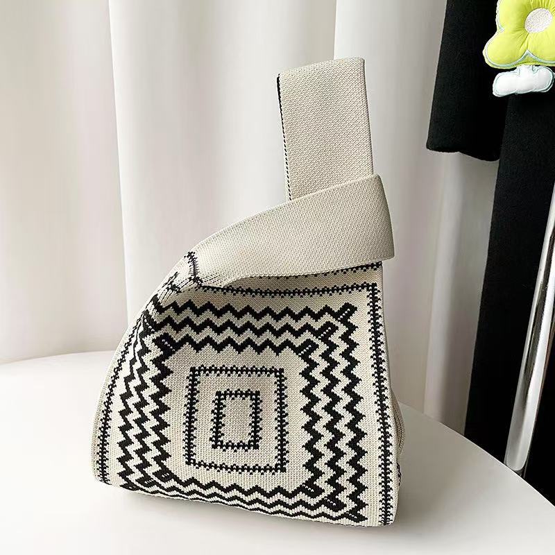 Souvenir Tote Bag, Large Capacity Small Bag for Women, Color-Blocked Knitted Tote Bag, Storage Bag, Versatile Handbag