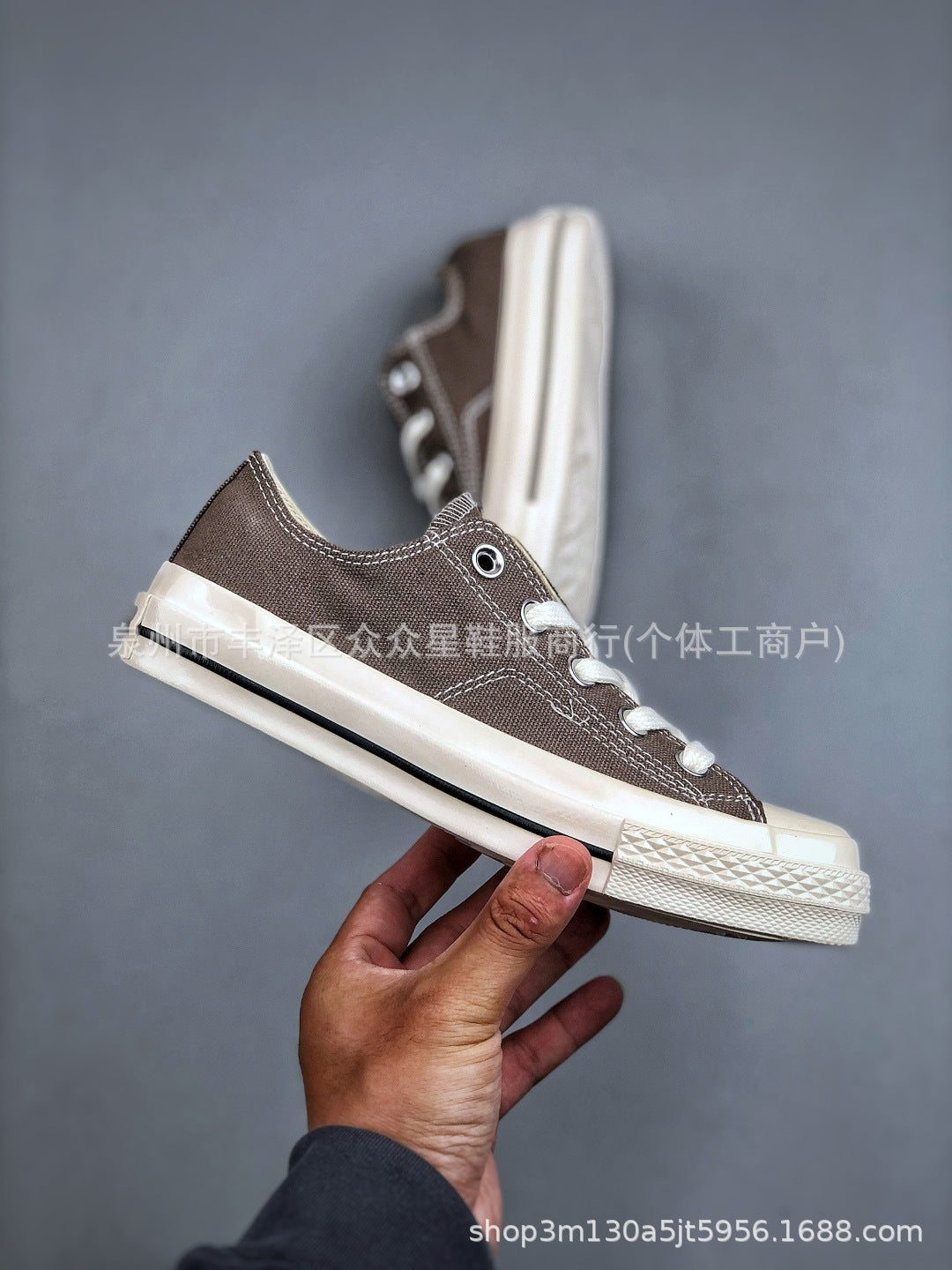 New Square Toe Squaretoe Ox Versatile, Comfortable and Wear-Resistant Low-Top Canvas Shoes for Men and Women, Same Style for Couples