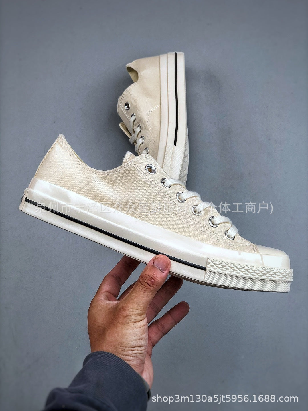 New Square Toe Squaretoe Ox Versatile, Comfortable and Wear-Resistant Low-Top Canvas Shoes for Men and Women, Same Style for Couples