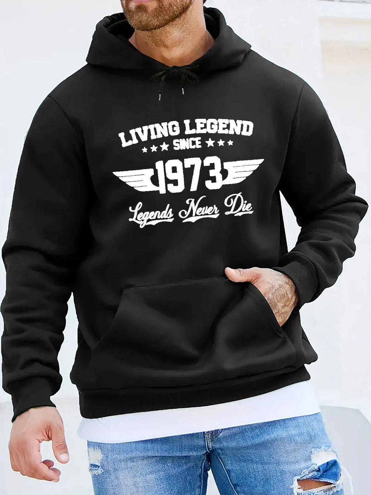 Men's autumn and winter casual fashion loose hoodie retro 1973 letter pattern printed long sleeved warm pullover sweater