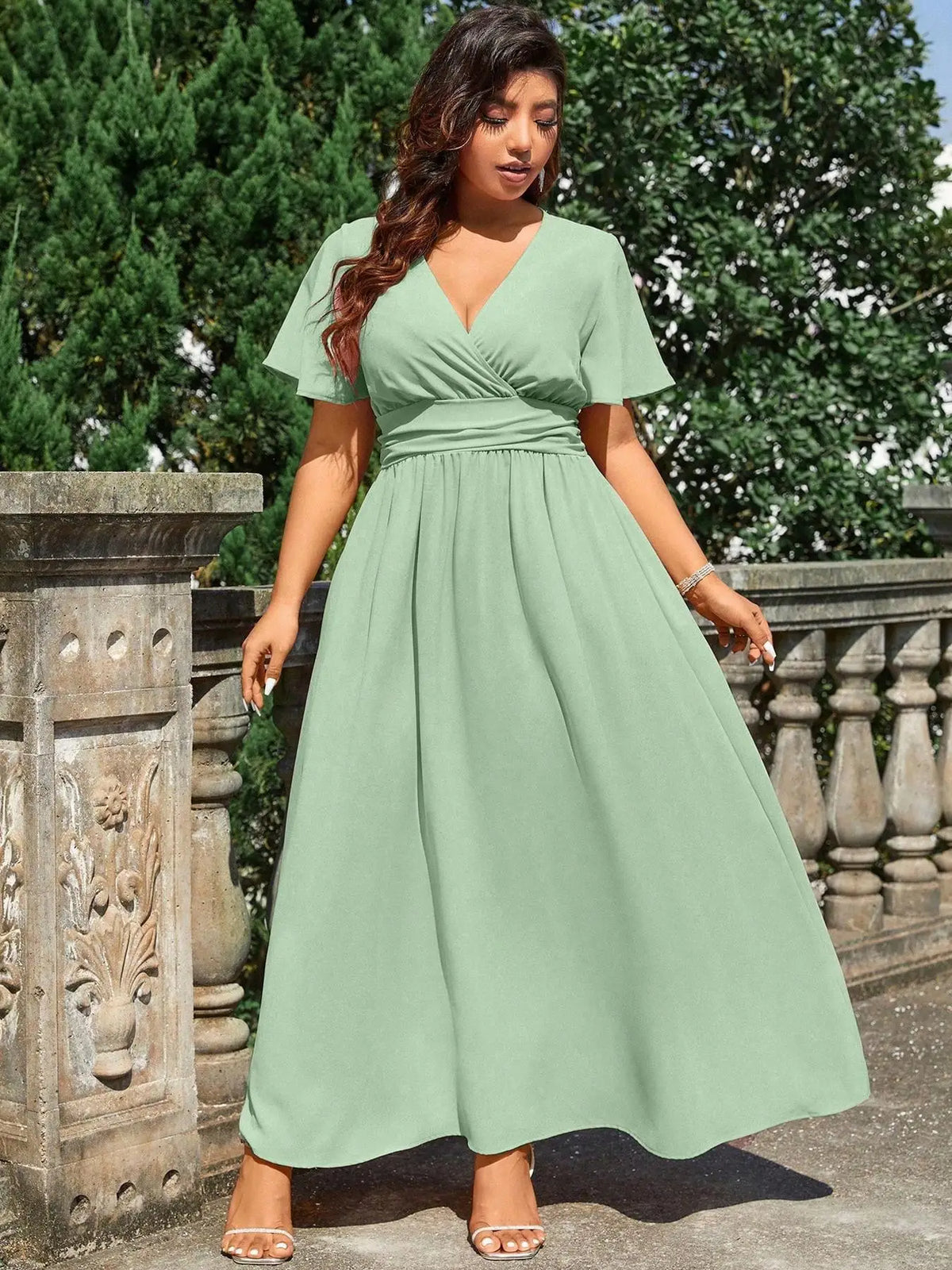 Plus Size Dress for All Seasons, Casual Woven Fashion Dress with Fitted Style, Moderate Thickness and Fabric