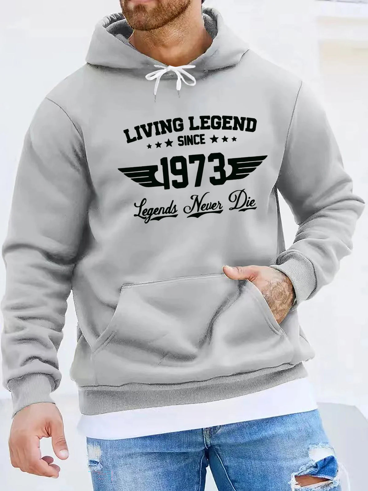 Men's autumn and winter casual fashion loose hoodie retro 1973 letter pattern printed long sleeved warm pullover sweater