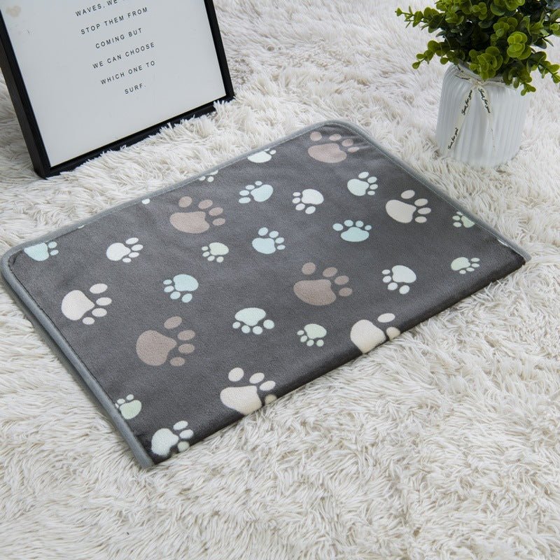 Cross-border pet blanket mat cat and dog flannel blanket autumn and winter warm blanket pet sleeping mat wholesale - stoutforge