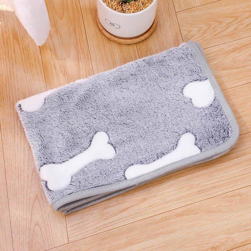Cross-border pet blanket mat cat and dog flannel blanket autumn and winter warm blanket pet sleeping mat wholesale - stoutforge