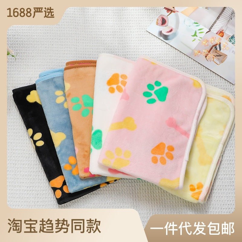 Cross-border pet blanket mat cat and dog flannel blanket autumn and winter warm blanket pet sleeping mat wholesale - stoutforge